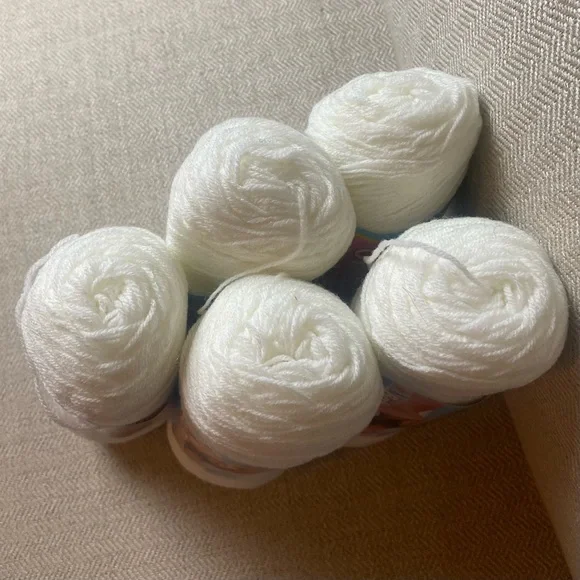 RED HEART•Baby Fingering Yarn•bundle of 5 Vintage - Picture 4 of 6